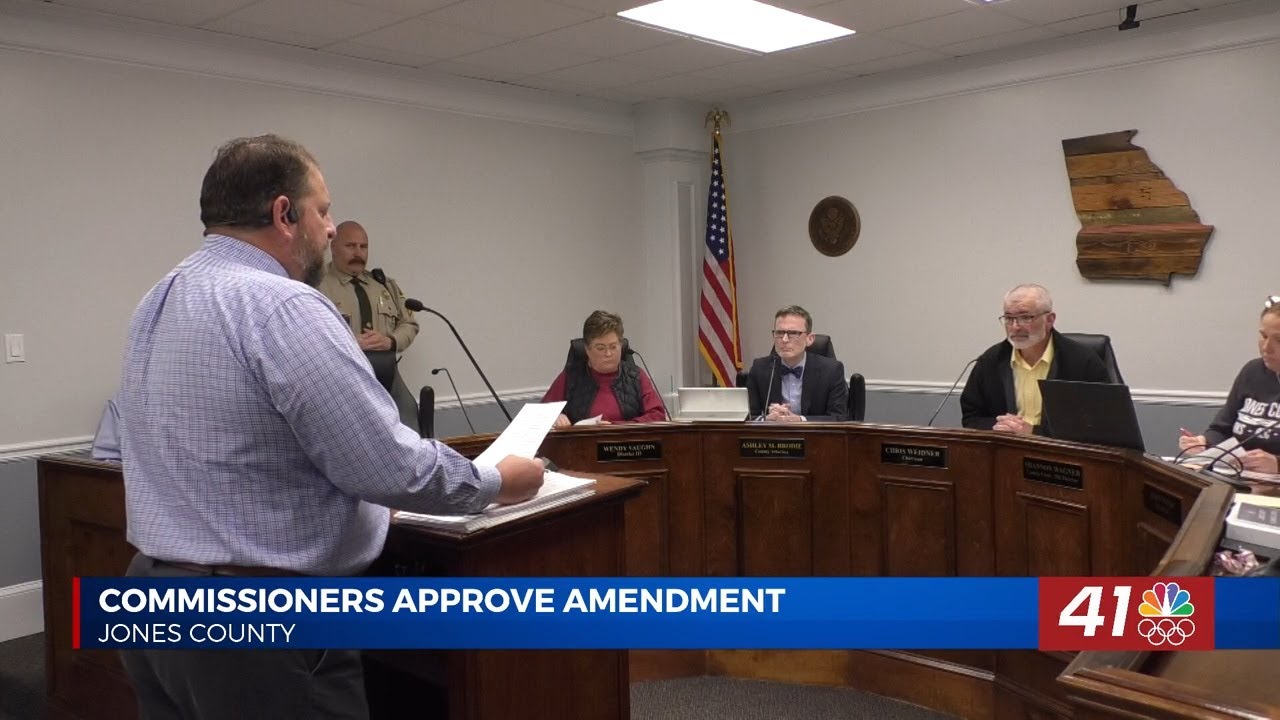 Jones County commissioners approve new data center text amendment amid tension