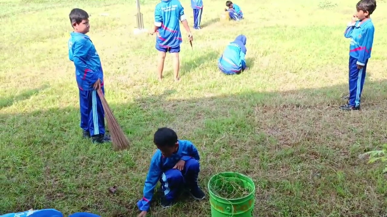 Kegiatan Kebersihan dan Latihan Upacara SLB Krida Utama 2 Loceret #SLBPenggerakNganjuk