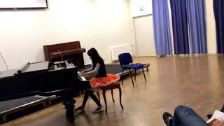 Helena Arvidsson, 9 år, höstkonsert 20171027, Le Courant limpide av F. Burgmüller
