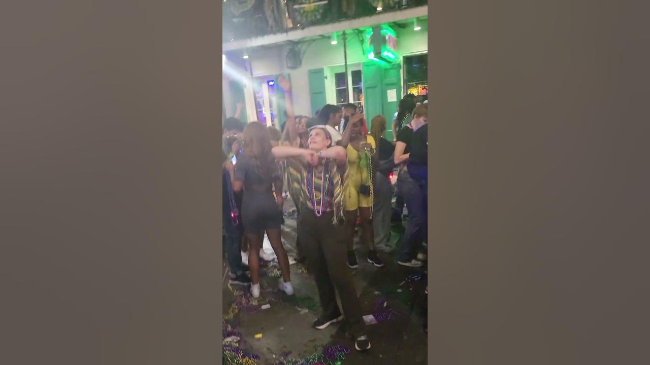mardi gras viral video
