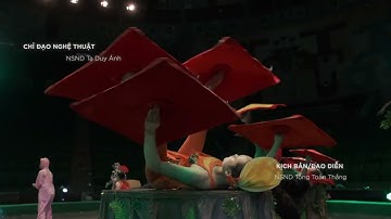 BÉ VUI HẾT Ý CÙNG VỞ XIẾC "CHÚA TỂ RỪNG XANH"