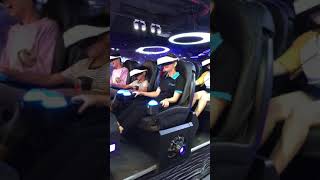 Thực Tế Ảo Funny VR Center | Bạn Nắm Chân Khi Xem VR Zombie screenshot 3