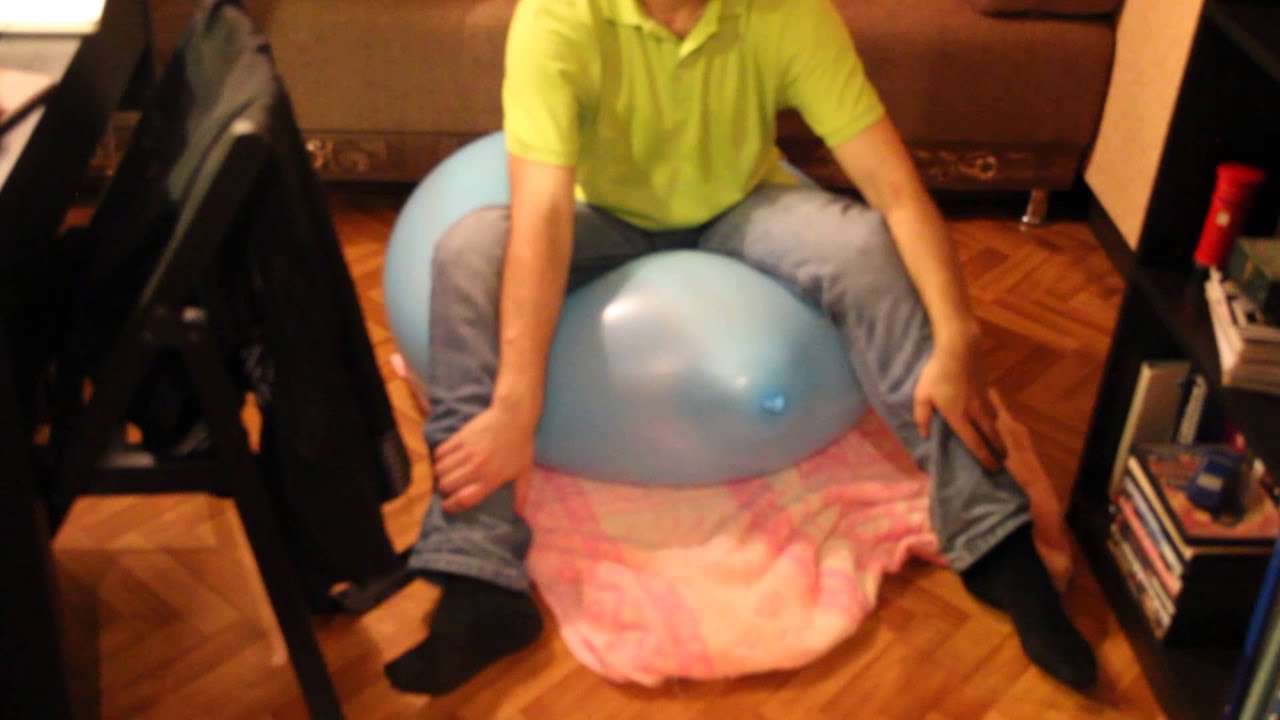 Sit Pop Big Balloon With My Bf Youtube 