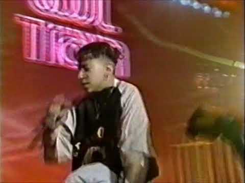 Kriss Kross - Jump - YouTube
