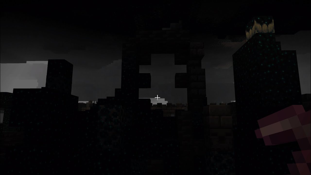Lucky Find in an Ancient City - Minecraft Bedrock - YouTube