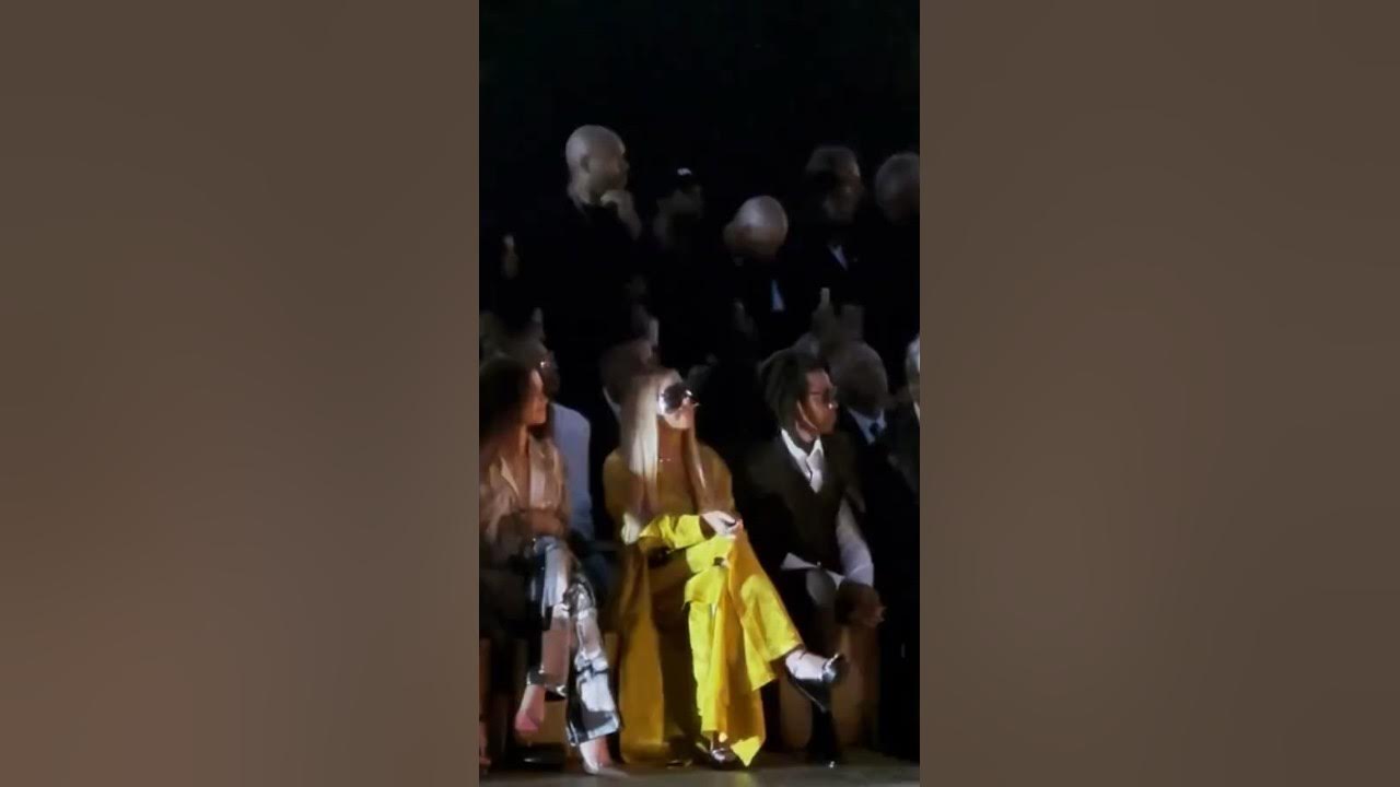 Beyoncé and Zendaya Have an Ultra Glam Moment in the Front Row at the Louis  Vuitton Show