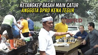 ANGGOTA DPRD SANTAI MAIN CATUR DI RUANG KOMISI | KENA SEMPROT KANG DEDI