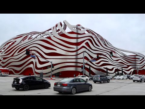 Vídeo: Los Angeles Car Museums and Attractions for Auto Buffs