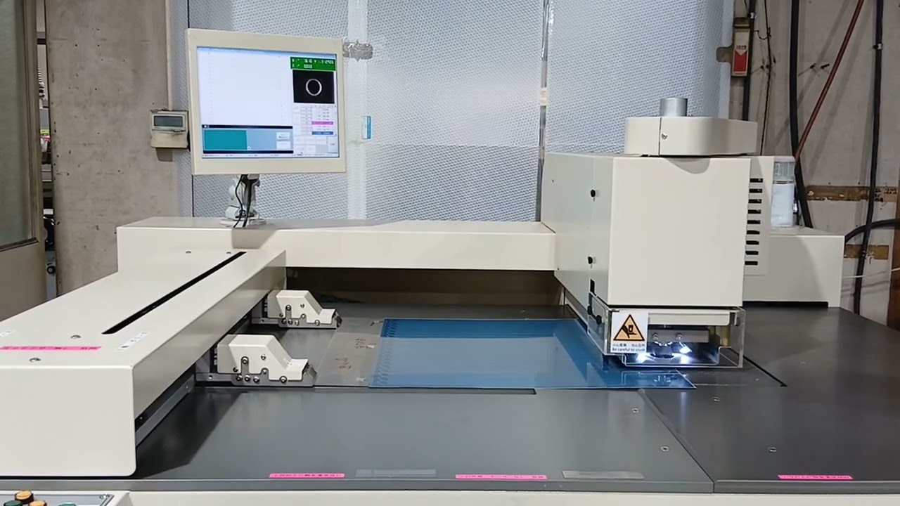 基準穴パンチングプレス機 AP-480H｜染谷精機株式会社