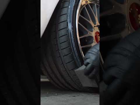Швидкий кварцовий захист для шин, чорніння гуми Gyeon Q²M Tire Express 500 мл, видео 1