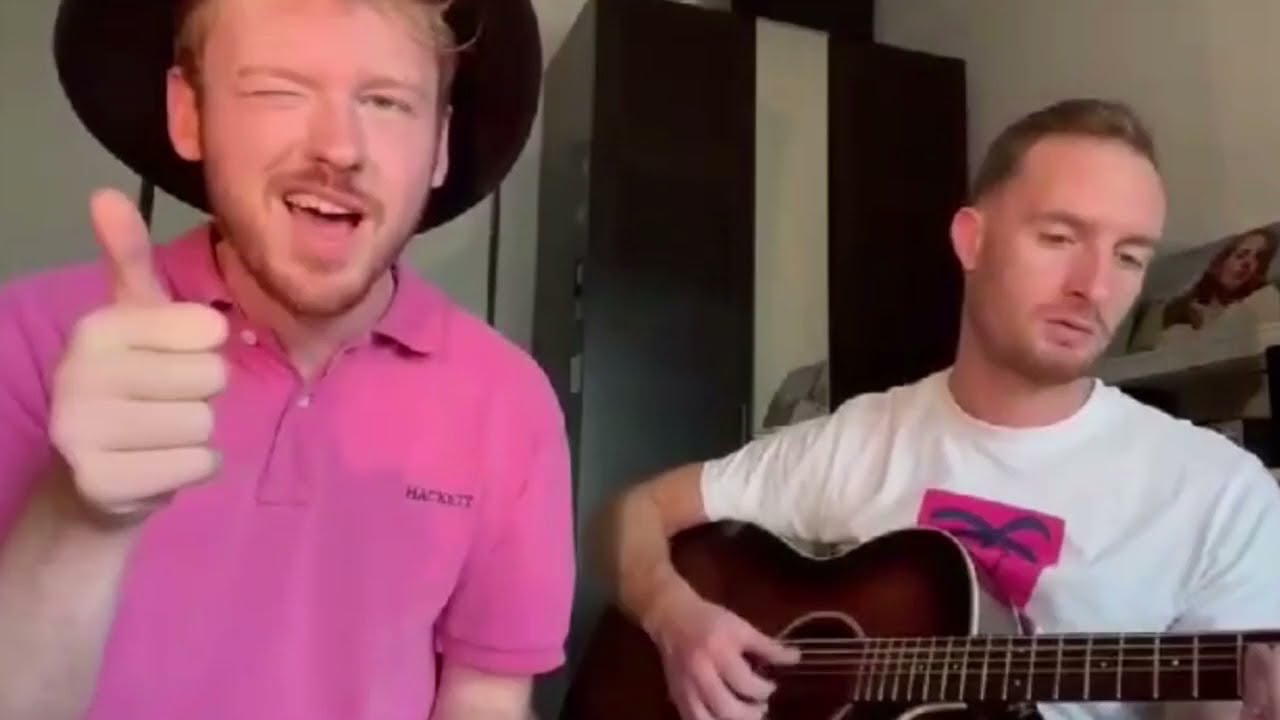 Sleduj Carry On & Scared Not To Die - A Pretty Little Thing (feat. Aiden Valley & Eugene Vishnevski) na YouTube