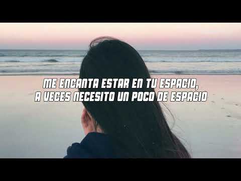 Olivia Dean Ladies Room Traducido Al Español