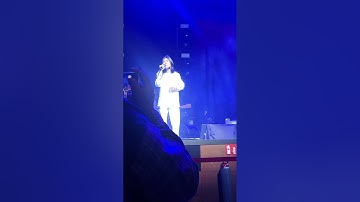 Slam 30th Anniversary Concert - Zamani Live at Star Theatre, Singapore [Tak Mungkin Berpaling]