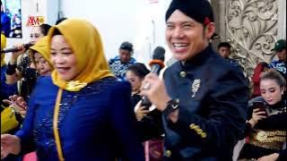 GELANG KALUNG DHIMAS TEDJO Feat Yati Hapsari Campursari New Cahyo Mudho Dhimas Tedjo Lutfa & Yosel G