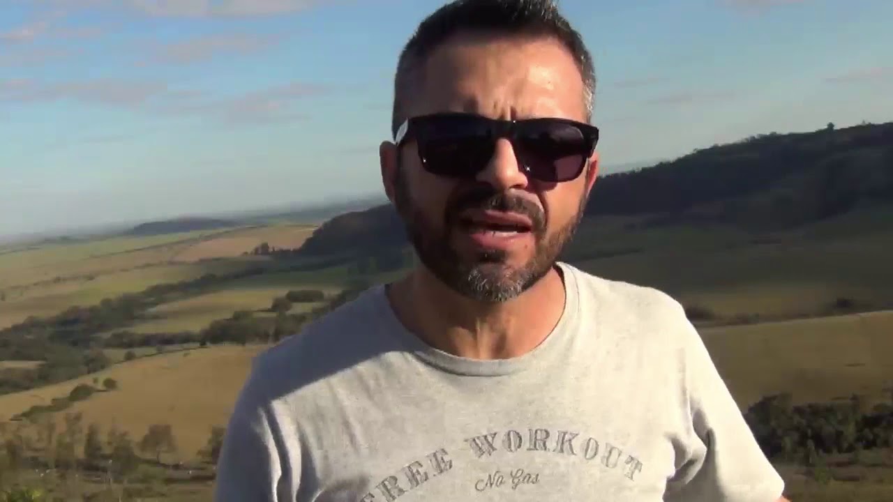 Por que a pessoa fez isso comigo?