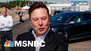 Elon Musk Threatens To End Twitter Deal