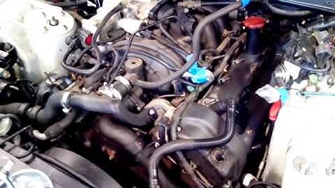 Jaguar V8 secondary timing chain tensioners replacement.