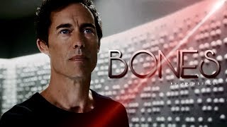 Reverse-Flash - Bones