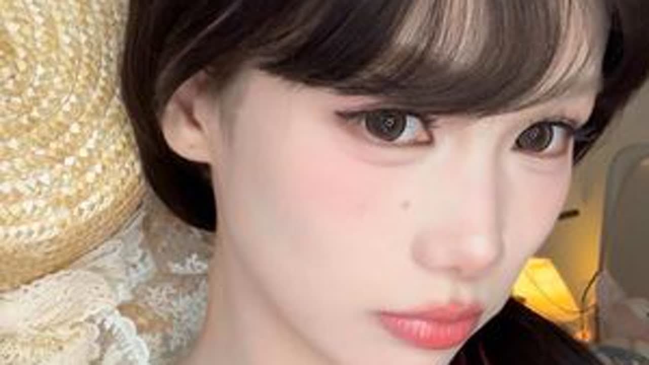 海边度假做这个妆造包出片的！ 