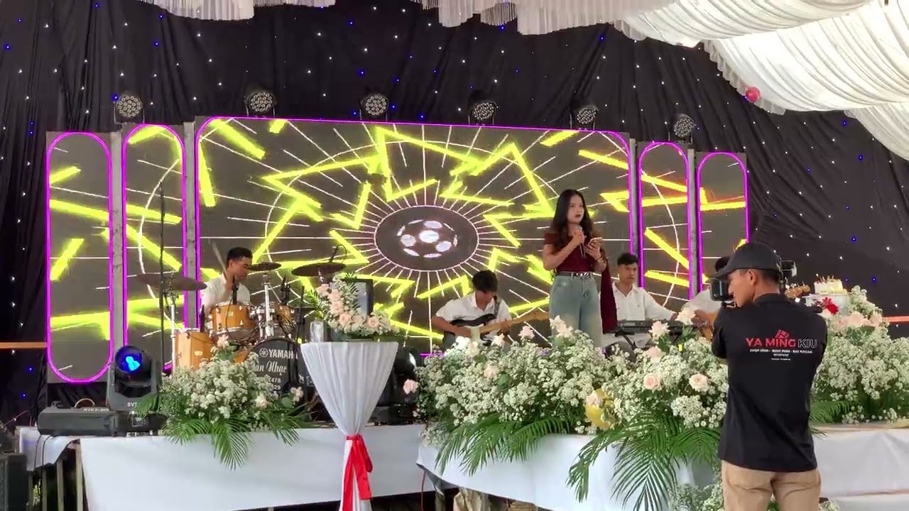 Ngai Là Chúa Của Con - Bé Kiêm