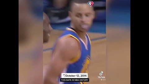 Steph Curry Gets The Pat Of Approval From Kobe!