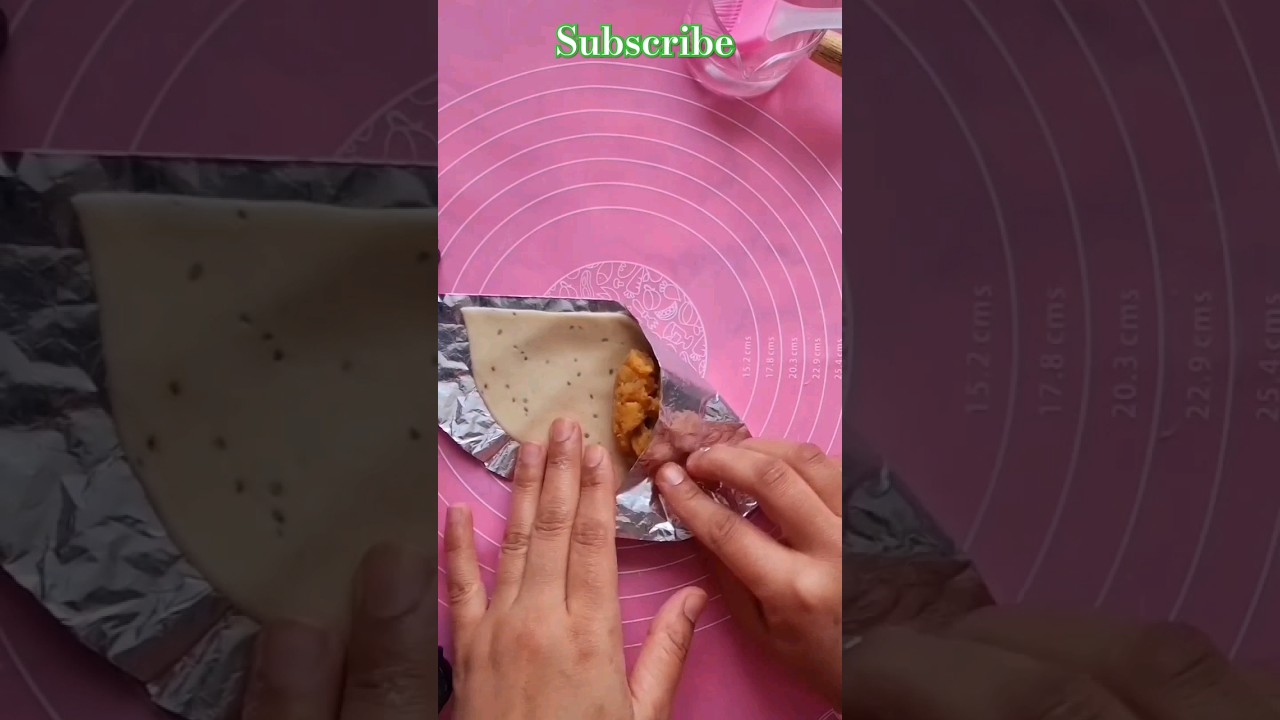 Easy Samosa folding hack for beginners.