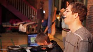 Keys To The Studio - Onstage Improv Led By Andre Oliveira