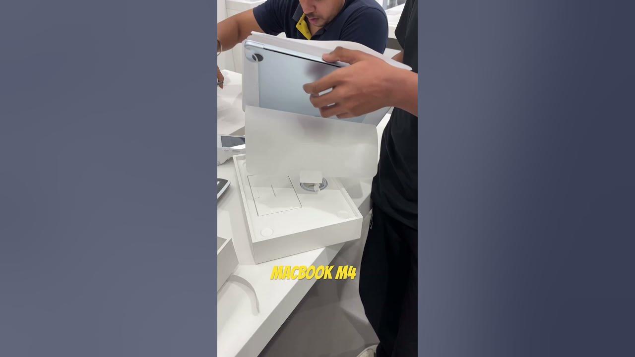 Latest MacBook Air M4 #song #coversong #arijitsingh #bollywood #macbookair #macbook #apple #iphone