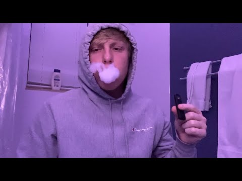 GREENING OUT IN BATHROOM HOTBOX