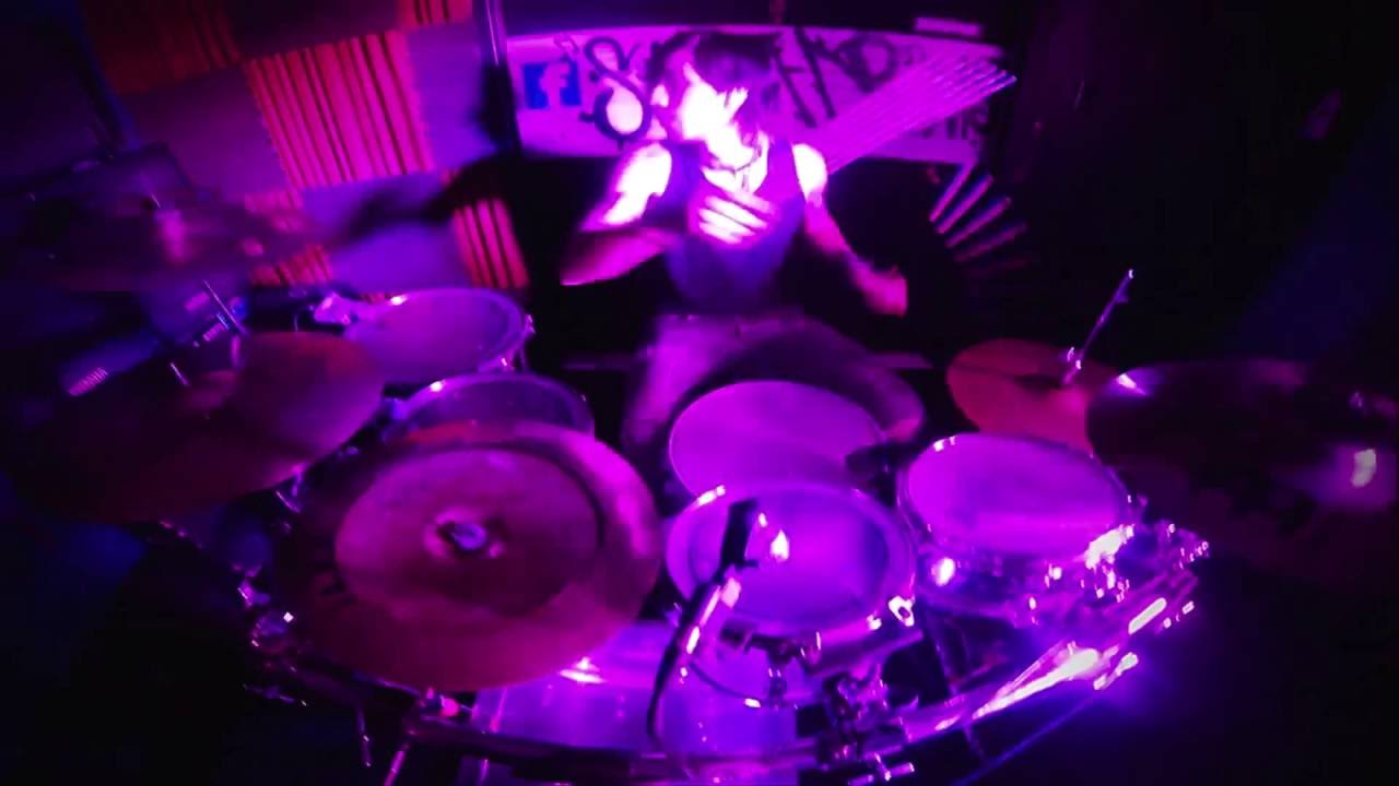 AMAZING DRUMMER