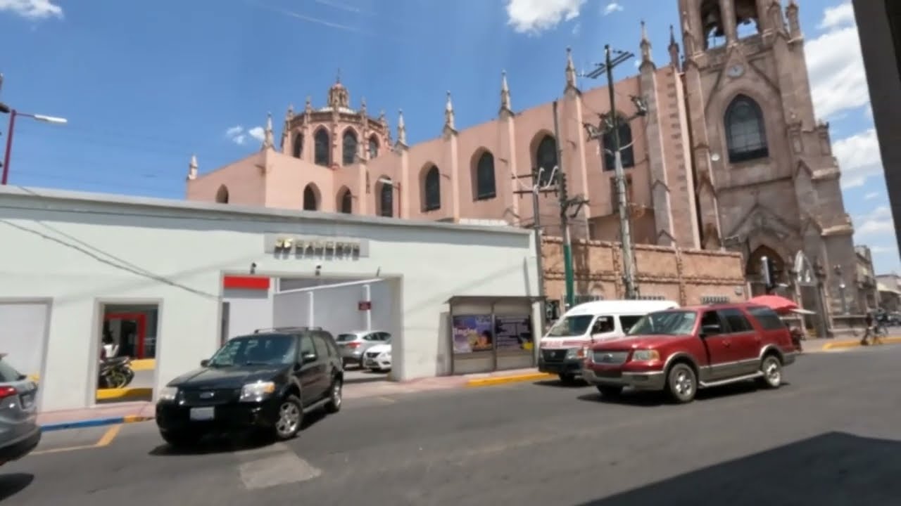 Walking, Caminando calles de Moroleon Guanajuato, Junio 2022