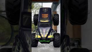 Monster Jam Grave Digger Moonwalk To Wheelie!!! #Monsterjam #Monstertruck #Monsterjam2023 #Shorts