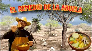 CALDO DE PATITAS DE POLLO ( EL REMEDIO DE LA ABUELA) 