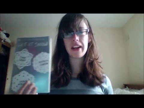 Book Review - Let It Snow by John Green, Maureen Johnson & Lauren Myracle - Vlogmas Day 24