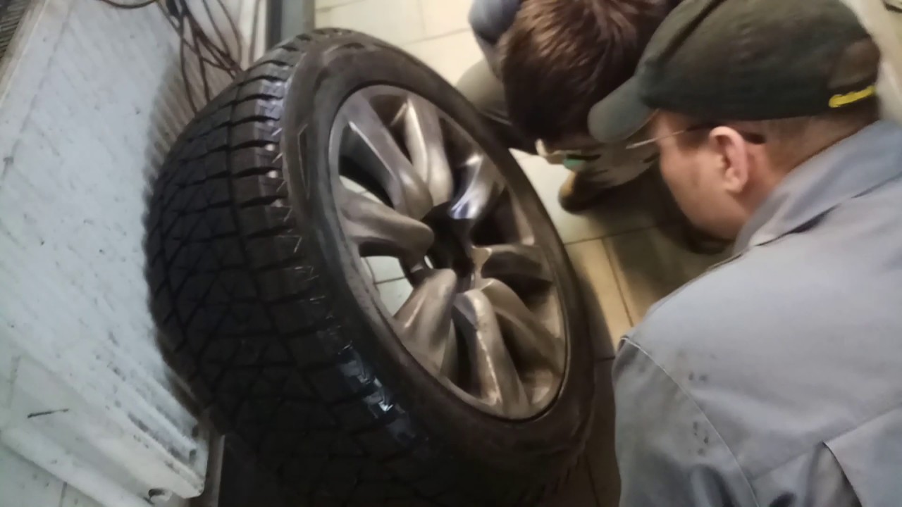 Болт скобы суппорта