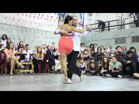 SEBASTIAN MISSE Y ANDREA REYERO EN LA MILONGA DEL MORAN 01