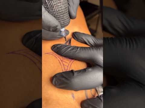 Shading Tattoo Process // Proceso Tatuaje Puntillismo de Arrastre / Sombras - Líneas #youtubeshorts