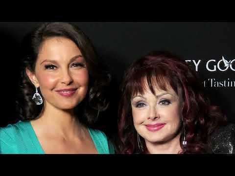 20 Disgusting Old Country Music Rumors Which Were True