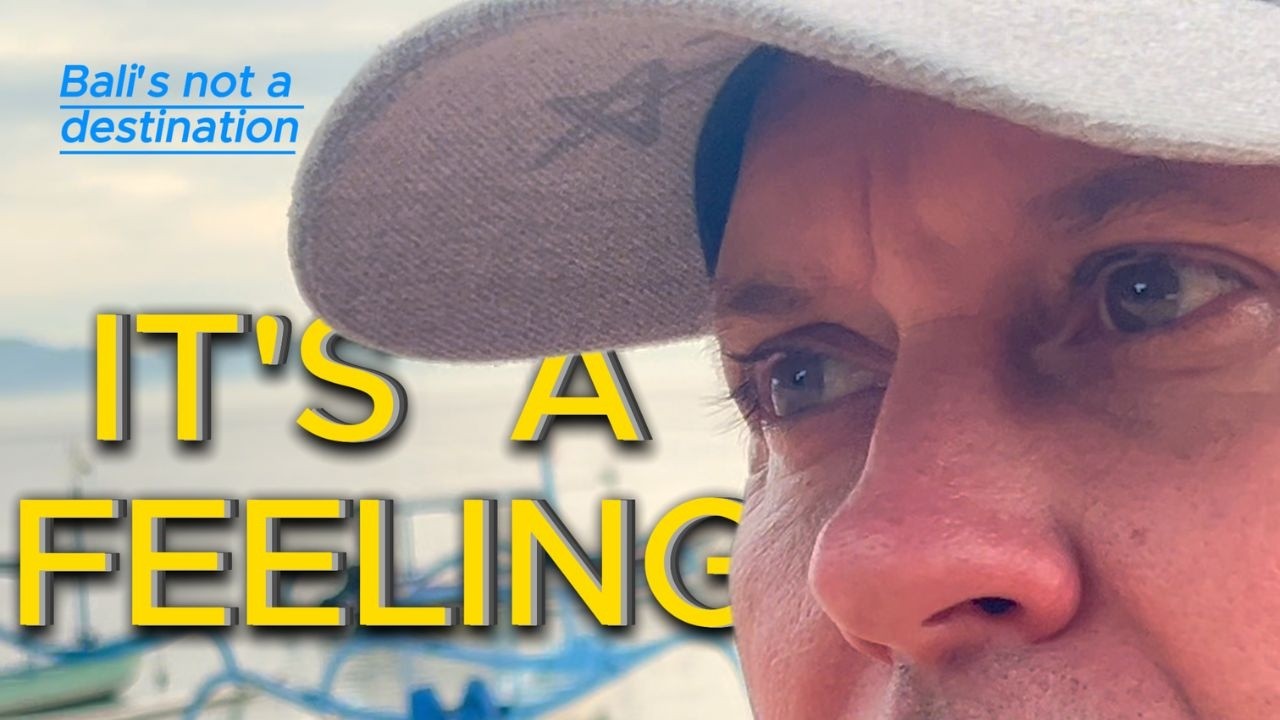 200 м от Санур Варунгс. Bali Sanur Cat Café, пляжный отель на Бали, паромный терминал Санура.