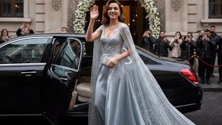 Afra Saraçoğlu Düğüne Katildi😱📸💥❤️‍🔥❤️‍🔥 Pahali Ve Taşli Elbi̇sesi Göz Kamaştirdi😱📸💥❤️‍🔥❤️‍🔥