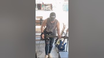 Pengamen gokil, skill spek dewa, jari sampe keriting ( Wali - Yank cover)