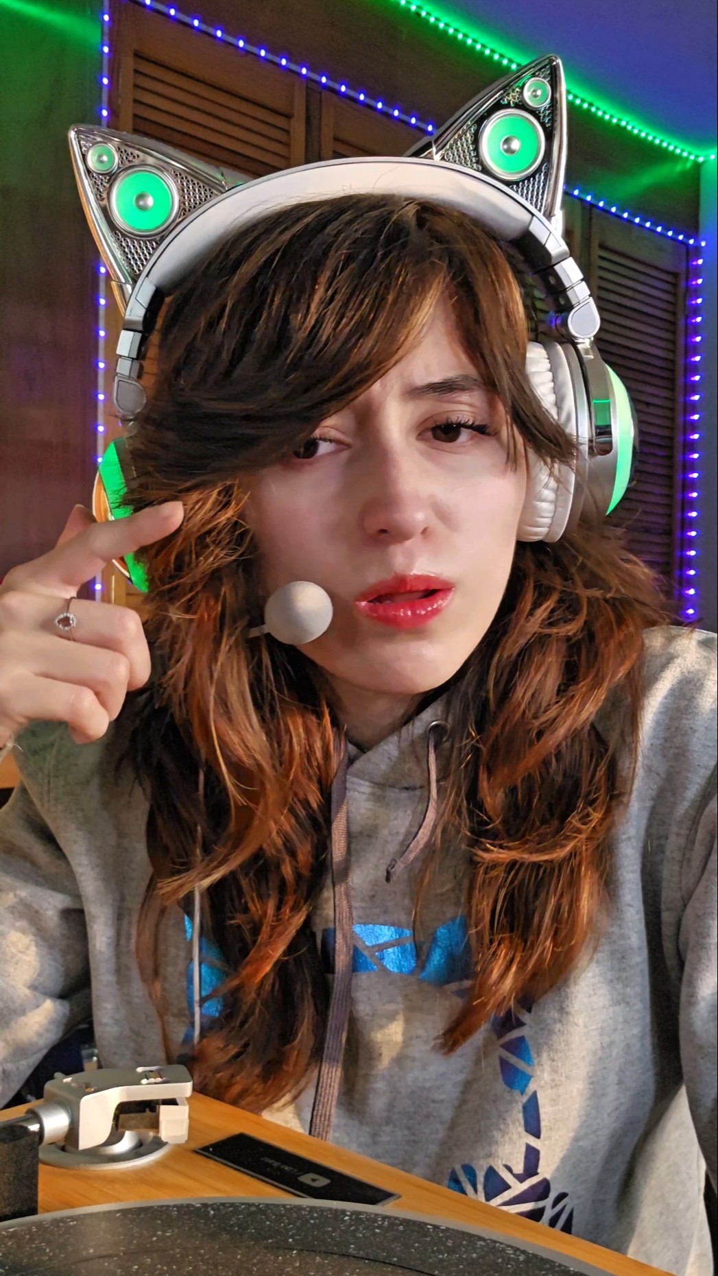 Locutora: Yo no voy a lavar @fer_jalil | • Liza Baez •