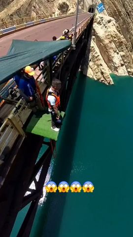 OH #SHIT #jump  from the #top of the #scary bridge 😱🤯 #adrenaline #iran