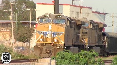 Union Pacific K3LA horn VS Citirail K5HLL horn - Two Train Meet