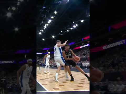 Da Silva leaves his defender spinning 🌪😵‍💫 #Eurobasket