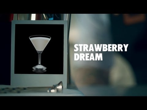 strawberry-dream-drink-recipe---how-to-mix