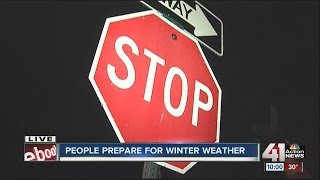 Things get icy as cold front mixes with precipitation in St Joseph
