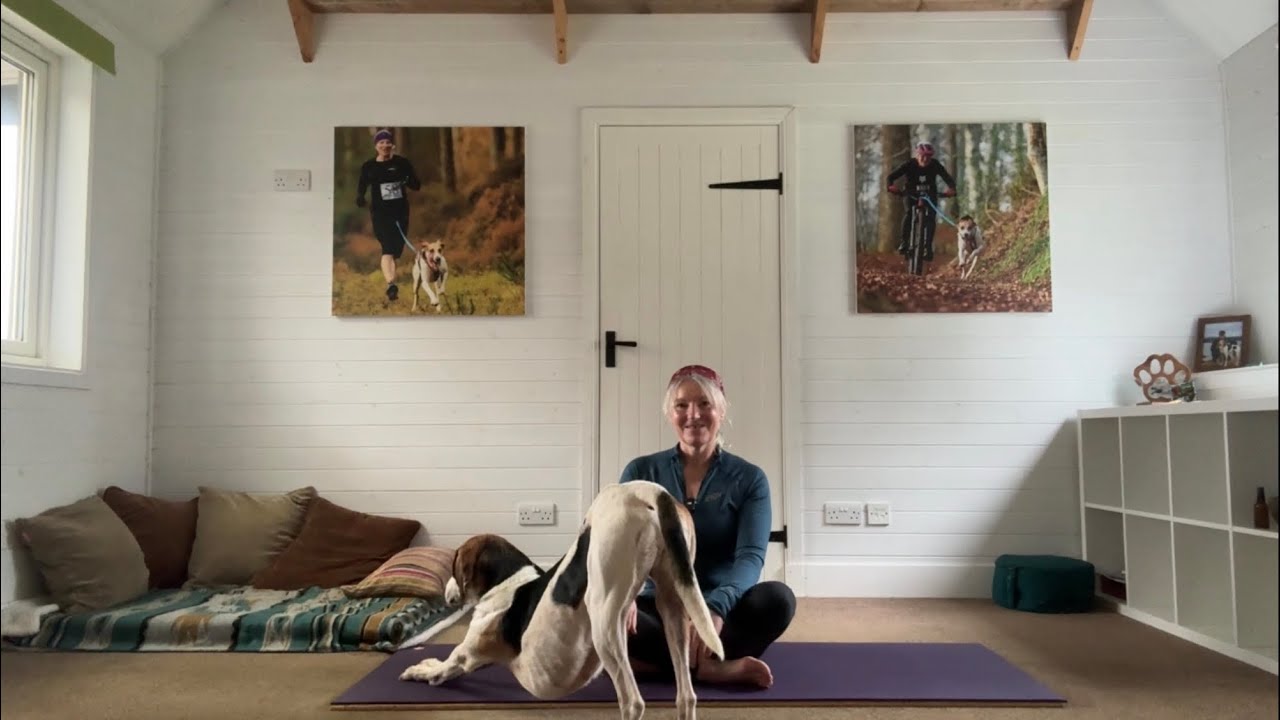 Yoga for Trail Runners - Stretch with Strength 💪 