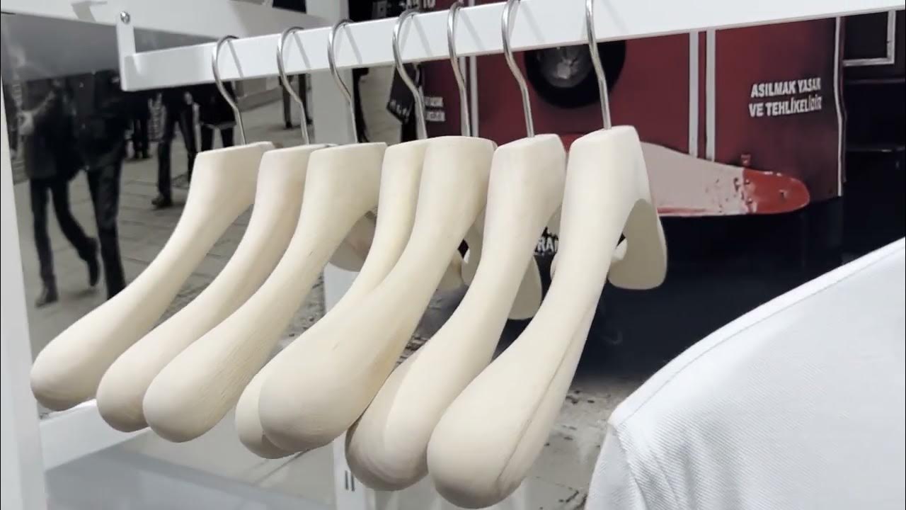 Window mannequins & Shopfitting Mannequins de vitrines et agencement