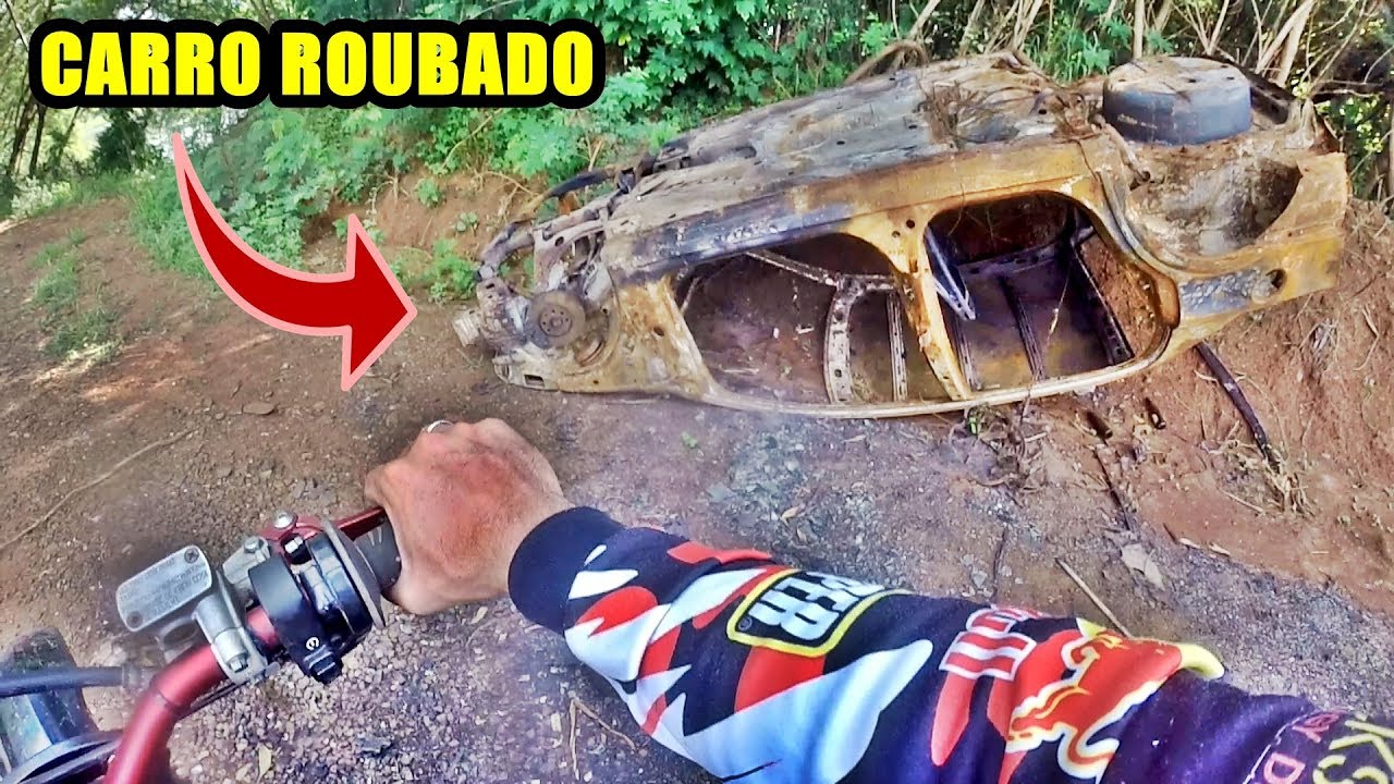 ENCONTREI UM CARRO ROUBADO NA TRILHA - PULEI O TRONCO E ME DEI MAU.